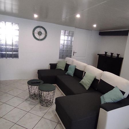Logement Atypique Au Coeur De Cholet Dış mekan fotoğraf